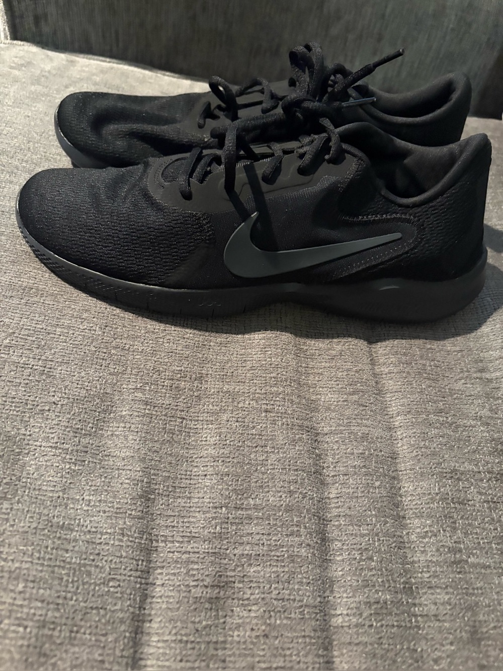 Nike Flex Experience Run 9 Triple Black  NWOB